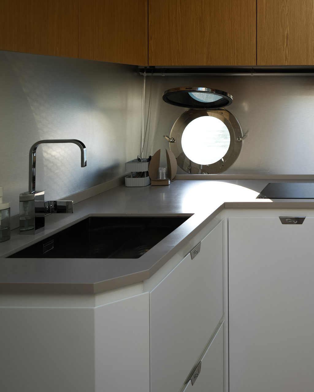 Rio Yachts 58 - 15 pax